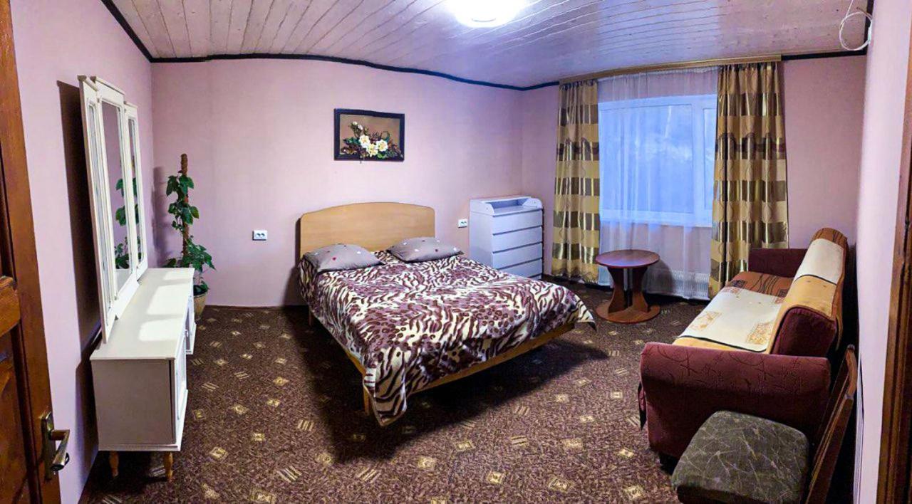 Під Лісом У Гіда Villa Iaremcea Exterior foto